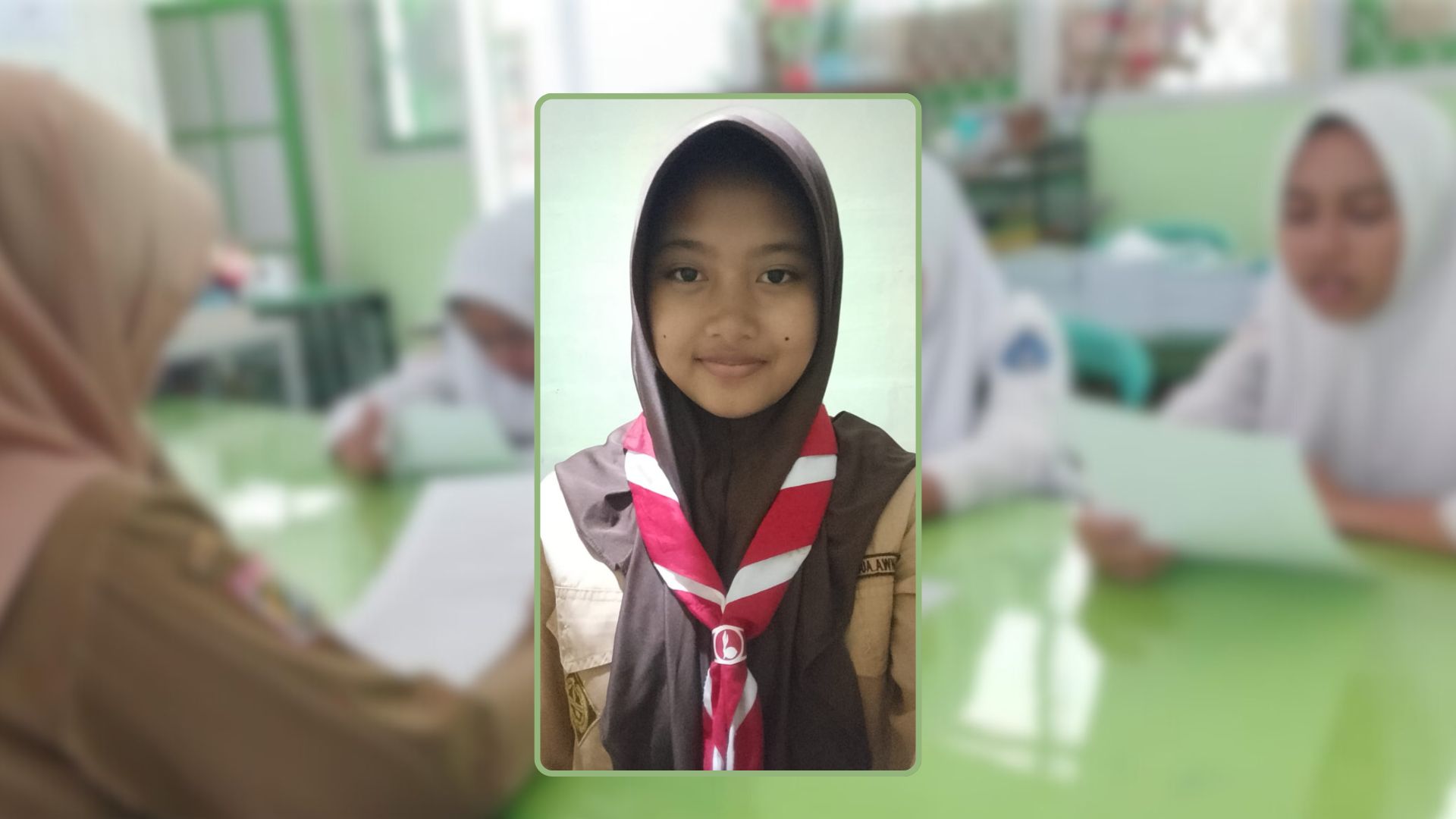 Zahwa Auliya Rahma Raih Medali Perak di Level 3 National English Competition AIS Institute 2025