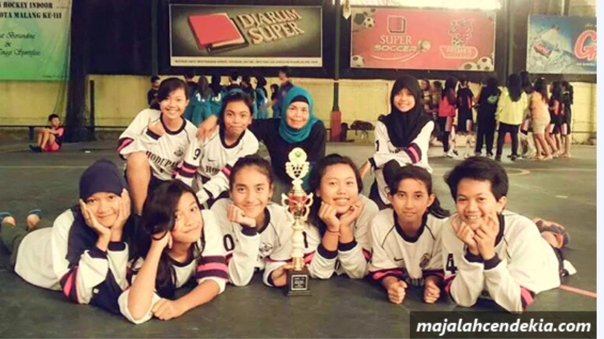 Prestasi dan Harapan: Pelepasan Wisudawan SMPN 2 Kepanjen 2015
